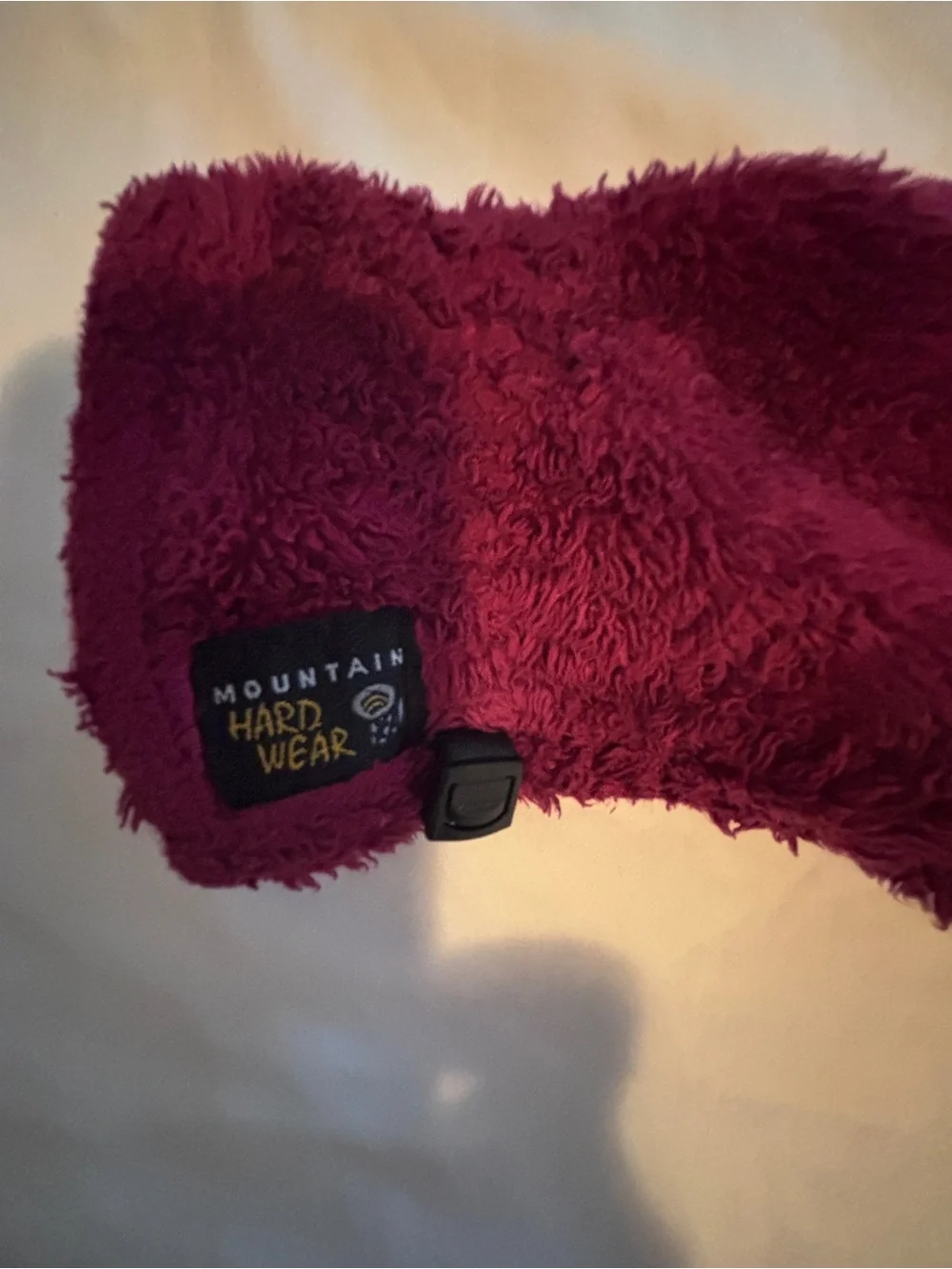 Plush Fleece ‘monkey’ Gloves in Deep Magenta